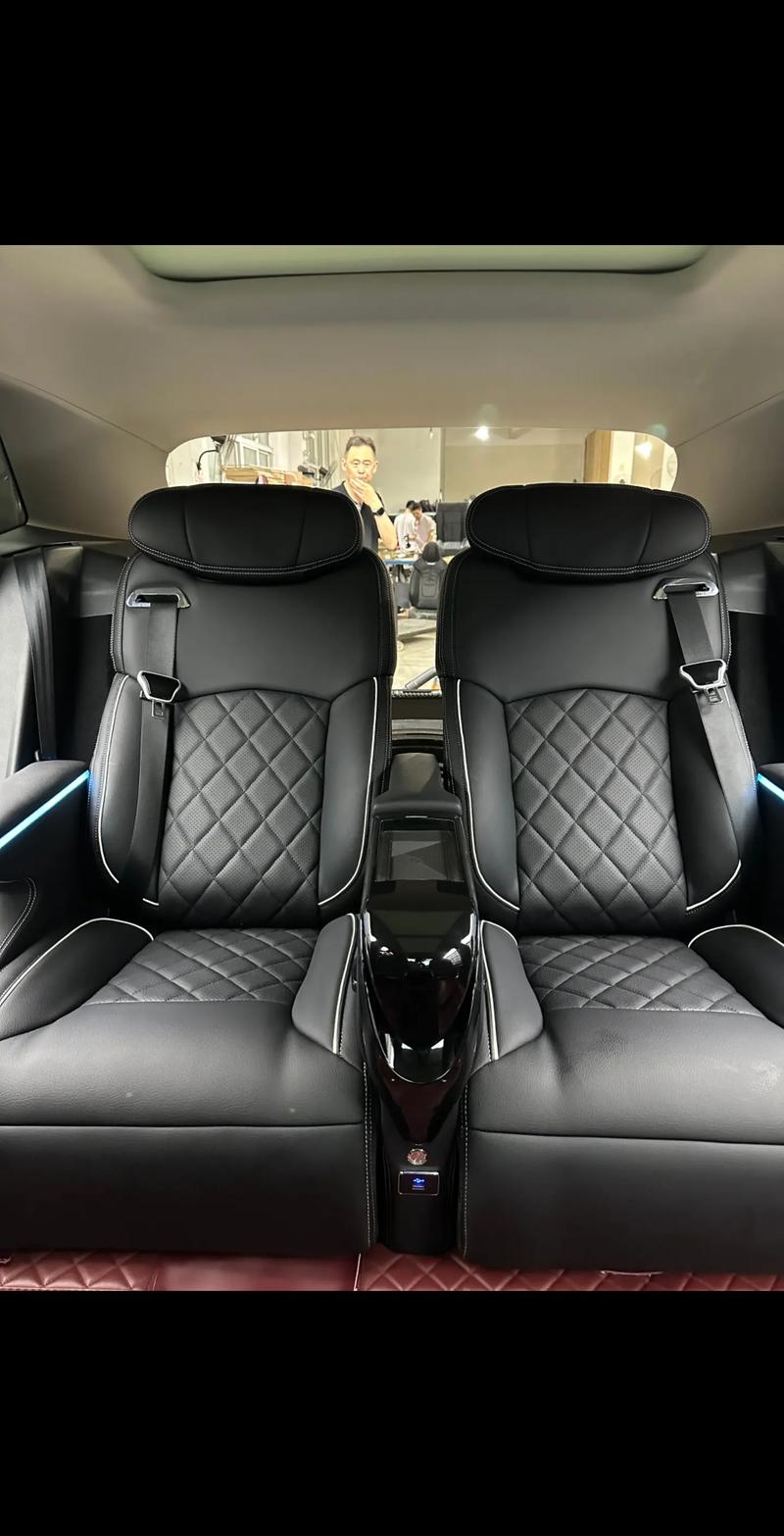 途昂X后排升级 定制航椅与沈阳注塑模具的完美结合